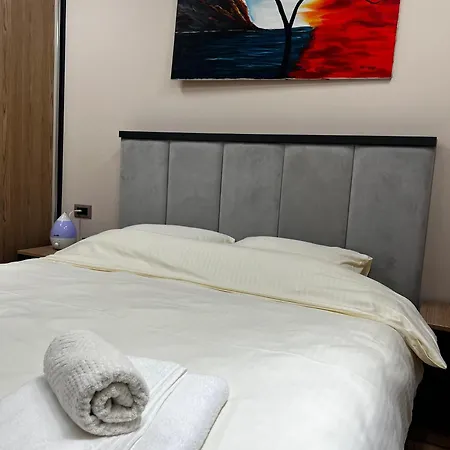 Urban Elderwood Haven Apartmán Tirana