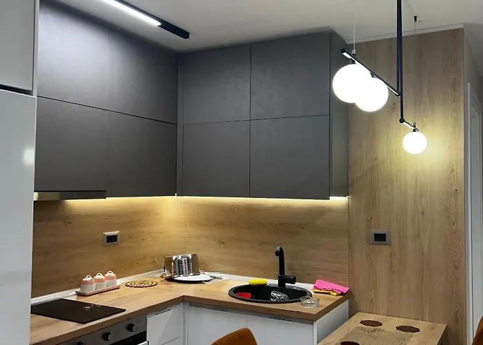 Urban Elderwood Haven Apartamento *